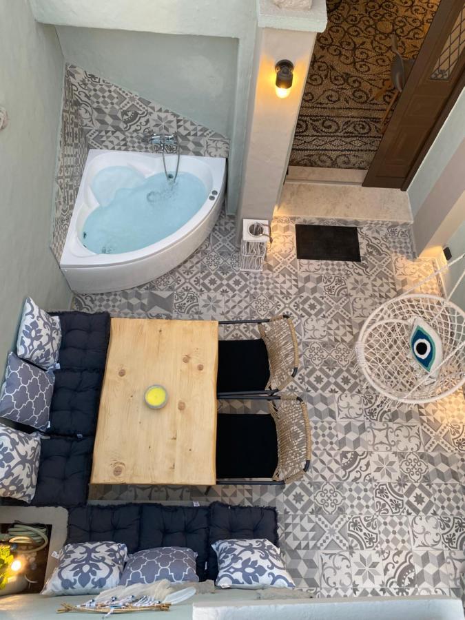 Kyrangelo Traditional House With Outdoor Jacuzzi Koskinou  Exterior foto