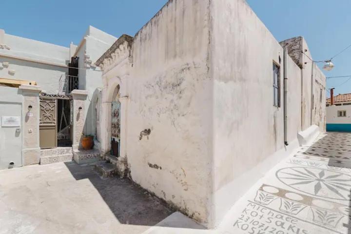 Kyrangelo Traditional House With Outdoor Jacuzzi Koskinou  Exterior foto